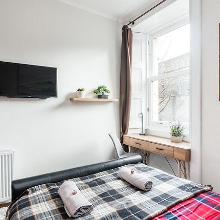 City Centre Stylish Apartment At The Meadows Park 에든버러 외부 사진